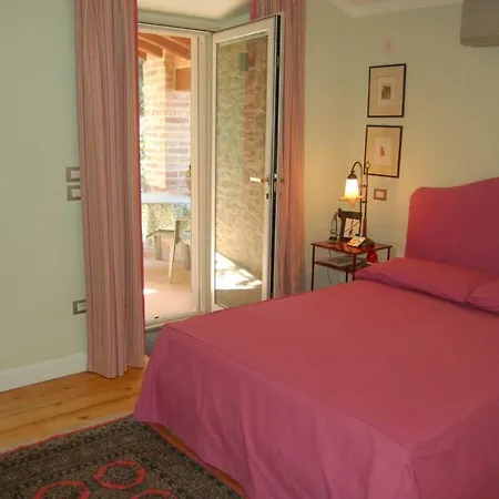 Sleeps 8 Pool Air Con Wifi Paciano